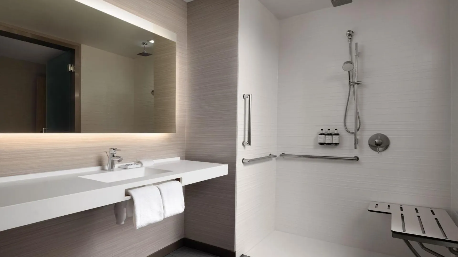 Ac Hotel By Marriott Phoenix Downtown